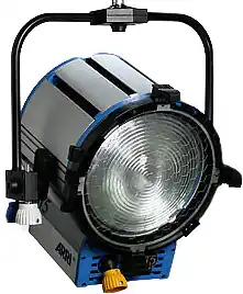 Acheter En Ligne ARRI True Blue ST5, 5000W, MAN, bleu-argent, sans connecteur