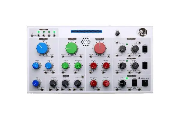 Commander Maintenant Erica synths Bullfrog