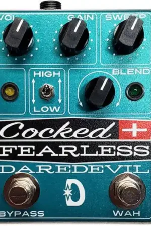 Daredevil pedals Cocked & Fearless Fixed Wah / Distortion Commander Maintenant